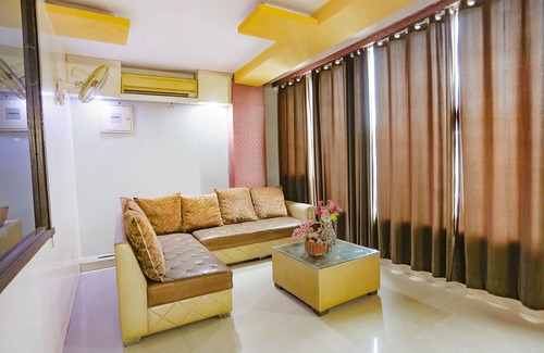 Okhla Hotel | HOTEL THE PARADISE Near Apollo Hospital