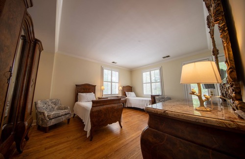 Edenton Cama Y Desayuno | The Edenton Collection-The Granville Queen Inn
