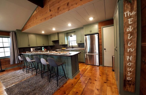 Ellisville Casa | The Edlin House! Featured on HGTV's Hometown!