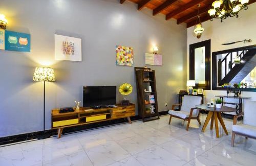 Banda Kaba Hotel | The Egerton - Walk to Jonker - Ensuite - Heritage