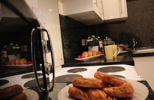 Wrexham Apartamento | The Eisteddfod - Berwyn House | Central Wrexham