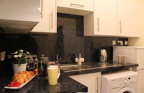 Wrexham Apartamento | The Eisteddfod - Berwyn House | Central Wrexham