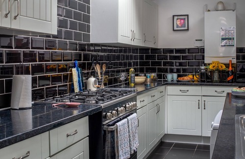 Newbiggin-by-the-Sea Casa | The Elderton, Newbiggin by the Sea, Northumberland. 3 minutes walk to the beach
