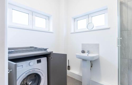 Peterborough Apartamento | The Eldern - Spacious, Netflix, free Parking, close to A1