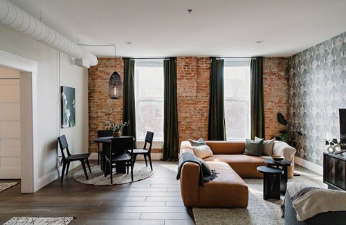 Chillicothe Apartamento | The Eleanor- Modern Downtown 2 Bedroom Apartment
