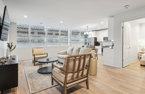 Central Business District Apartamento | The Eleanor New Orleans