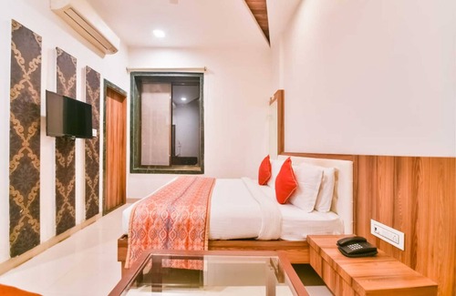 Chittorgarh Hotel | The Elegance Resort