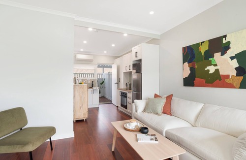 Christies Beach Apartamento | The Elements: EARTH l Apartment Two