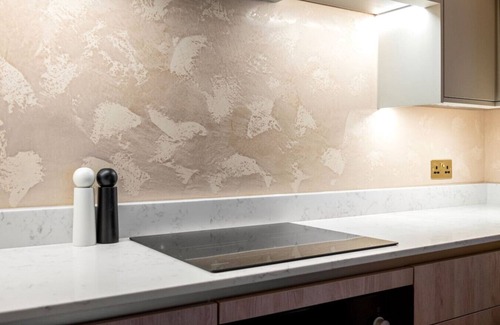 Montpelier Apartamento | The Elements - Earth Suite, perfect location.