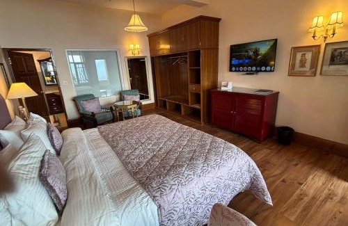 Turuk Complejo | The Elgin Silver Oaks - Heritage Resort & Spa