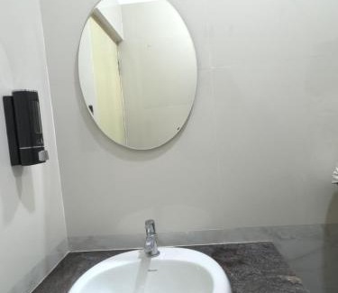 Paiyanur Casa | The Elite Inn