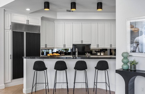 Old Las Palmas Casa | The Elizabeth Modern - Old Las Palmas Perfection