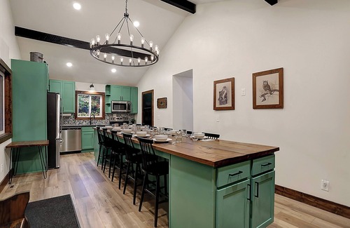 Conover Cabina | The Elkstone - NEW