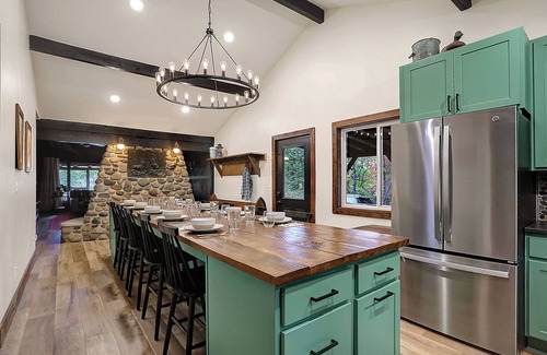 Conover Cabina | The Elkstone - NEW