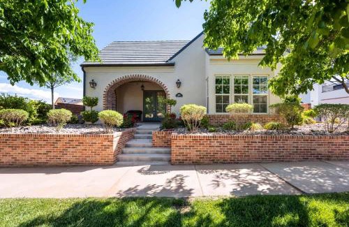 Hurricane Casa | The Ella home