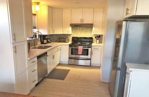 East Central Casa | The Elm Tree Cottage in the Sugarhouse District