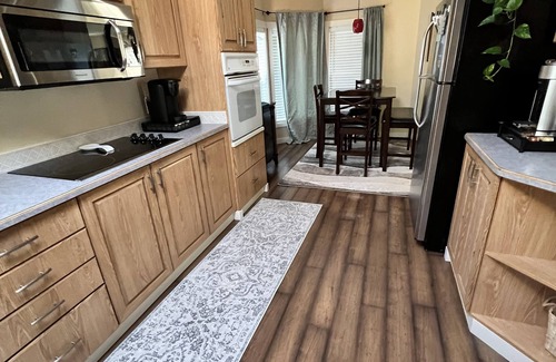 Port Angeles Casa | The Elwha Oasis - with Sauna & Salt Water Hot Tub