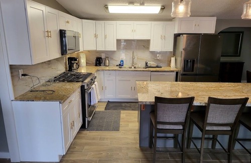 Palmdale Casa | The Embassy in Los Angeles