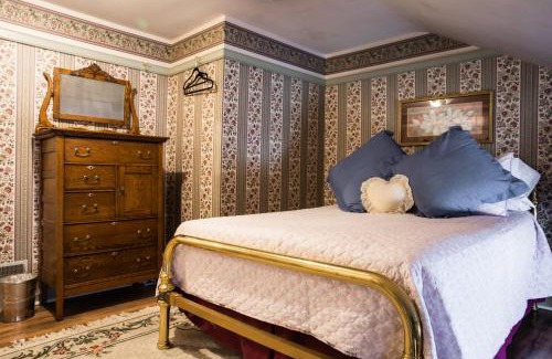 Emigsville Cama Y Desayuno | The Emig Mansion