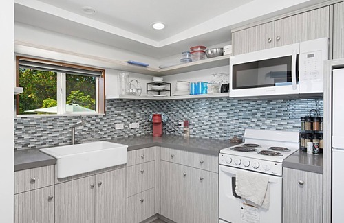Western Malibu Casa | The Encinal Surf Shack I Ocean View & Private Direct Beach Access