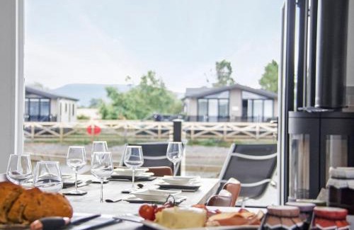 Carlton-in-Cleveland Casa | The Endeavour Lodge - Ukc4061