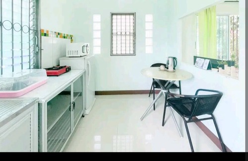 Bang Tao Casa | ESTUDIO DE PUEBLO PS 28, A 3 KM DE LA PLAYA DE LAGUNA (10990)