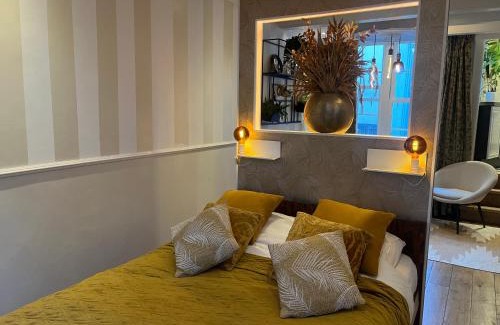 Museum Quarter Hotel | The Enlightened House Luxury Suites