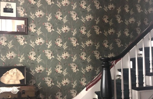 Newtonville Casa | The Enslin Haunted House