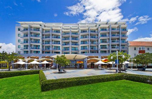 The Entrance Apartamento | The Entrance Waterfront Resort, Unit 606