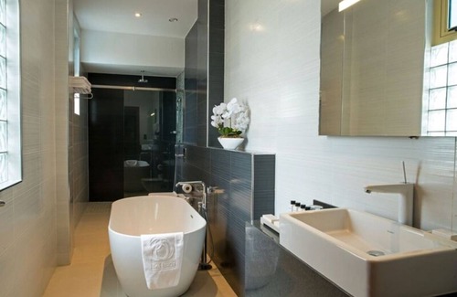 Abuja Hotel | The Envoy Hotel