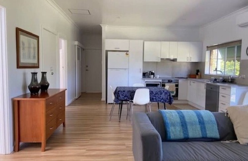 Esperance Apartamento | The EOS 2, Esperance