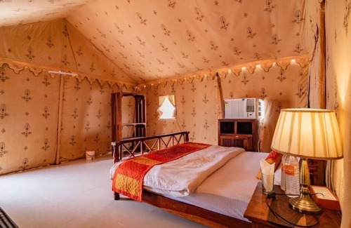 Sam Complejo | The Escape Luxury Desert Resort