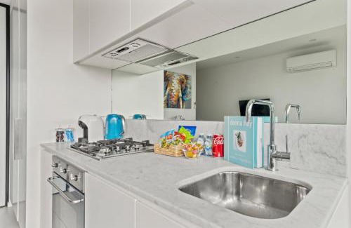 South Melbourne Apartamento | The Essence - Fresh, Light & On the Tram Line!