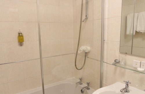 Widnes Hotel | The Everglades Park Hotel