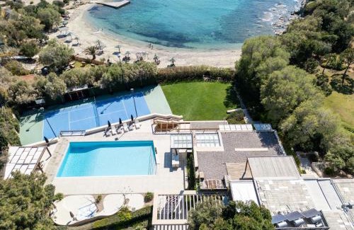 Anavyssos Villa | The Every Athens Beachfront Retreat