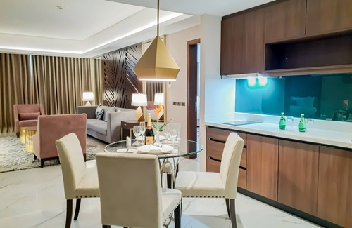 Las Pinas Hotel | The Excelsior Hotel