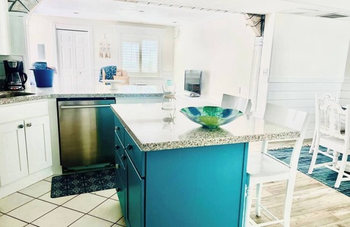 South Jordan Apartamento | Lil Executive Retreat - Clean Luxury Apt w Private Gym + Laundry + Garage