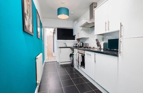 Saint Paul's Condominio | The Exquisite Gem of Central Bristol - Sleeps 18