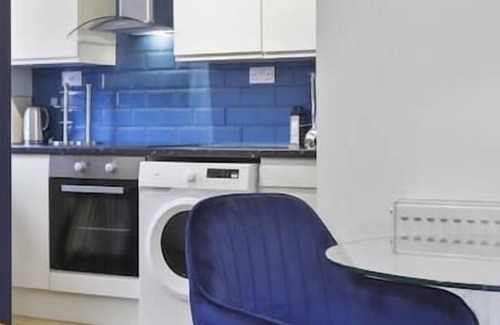 Marlborough Apartamento | The Exquisite Harrow Gem -Parking