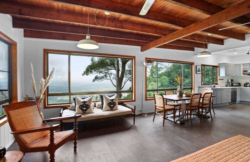 Beaumont Casa | The Eyrie - Top of Cambewarra Mountain - Kangaroo Valley