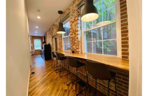 Reading Apartamento | The Factory On Locust