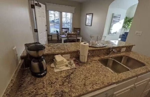 Lackey Cabaña | The family -friendly resort life is waiting for you!