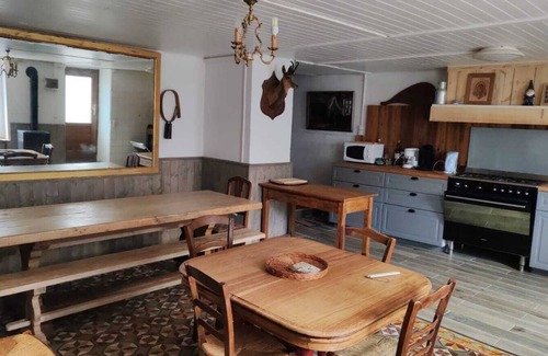 Querigut Casa | The family home: Le Gîte des Nains, The family home: La Rende