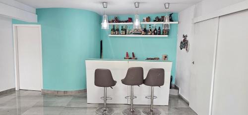 Canaletes Casa | The Family Palace