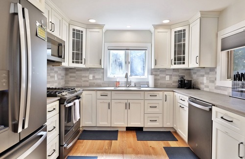 Hydeville Casa | The Family Retreat At Bomoseen 4 Bedroom Home