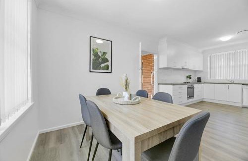 South Bathurst Casa | The Family Retreat - Near Mt Panorama & Racecourse