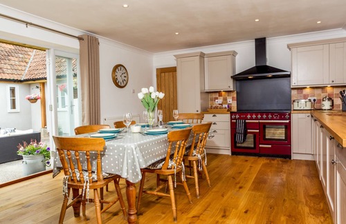 Chippenham Cabaña | The Farm House @ Nables Farm