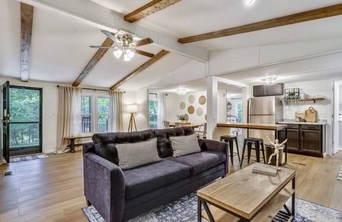 Fredericksburg Casa | The Farmer's Cottage at Kings Crossing