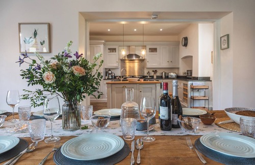 Malborough Casa | THE FARMHOUSE AT BROAD DOWNS, pet friendly in Malborough