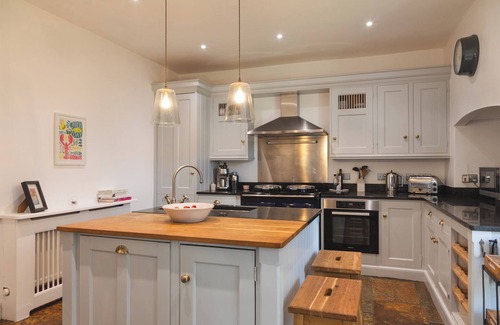 Kingsbridge Cabaña | The Farmhouse at Broad Downs